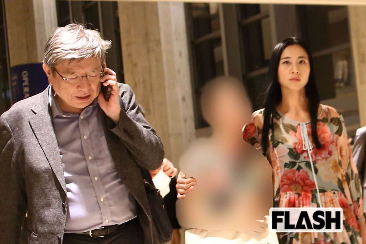 三浦瑠麗氏、文春新社長と小6娘を連れ夜遊び姿 自宅は六本木ヒルズから“都落ち”、軽井沢別荘は「夫の保釈金のため」売却