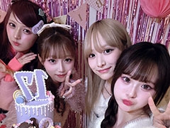 辻希美の17歳長女、インスタで家族以外との写真を初公開　“大大大好きなみんな”との4ショットに「幸せ」（ねとらぼ） - Yahoo!ニュース