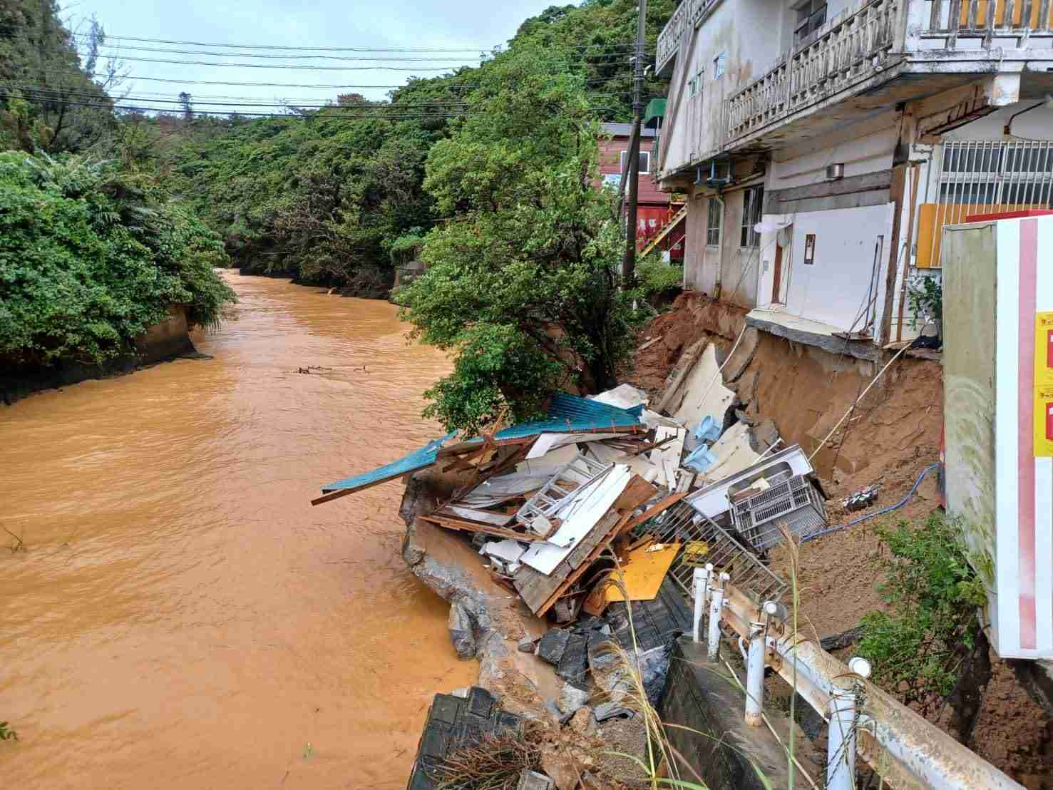 大宜味村の全域で断水　本島北部で猛烈な雨　民宿が一部崩落、床上浸水など多数の被害　沖縄　