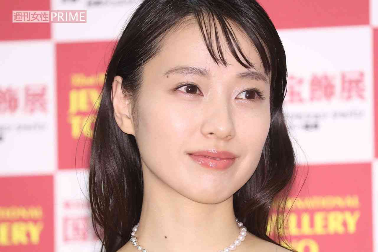 細木数子さんの自伝ドラマ主演の戸田恵梨香、撮影中に体調不良で倒れた理由は“重ね着アクシデント”だった | 週刊女性PRIME