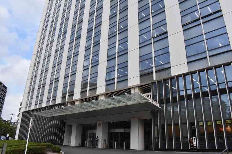 20代女性が路上で押し倒され、顔かまれる　32歳男を不同意わいせつ致傷疑いで逮捕　千葉県警（千葉日報オンライン） - Yahoo!ニュース