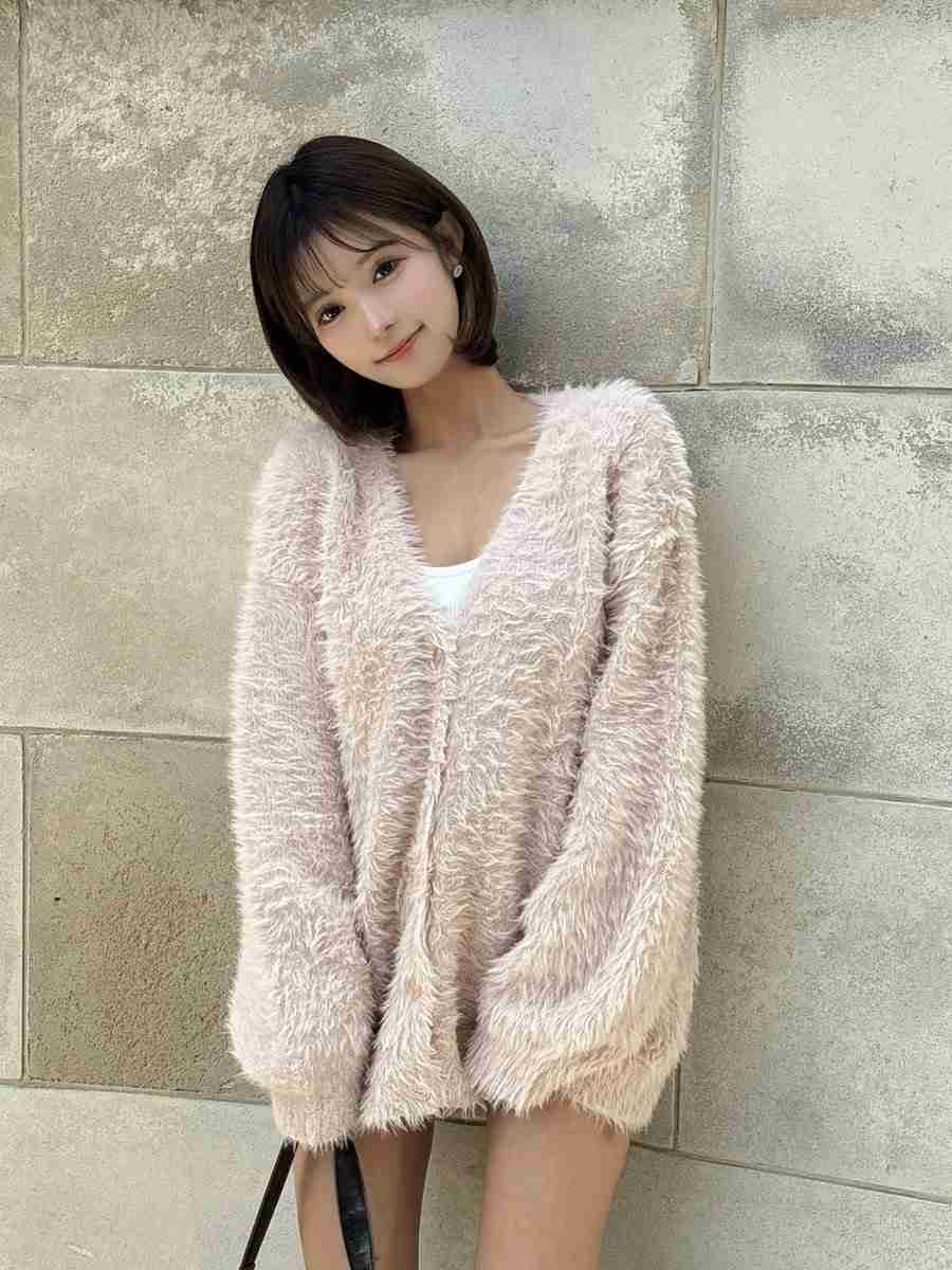 16歳で妊娠・ギャルモデル聖菜「モテすぎ注意」「圧倒的に万人ウケ過ぎ」なコーデに絶賛の声