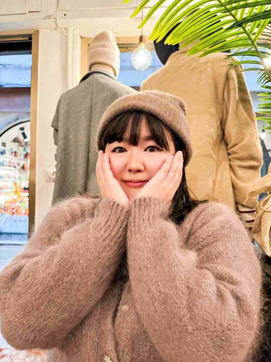 「可愛くてすみませーん」やす子〝乙女度満点〟本気メイクで雰囲気ガラリ「や、やす子が…」「ロングヘアもお似合い」