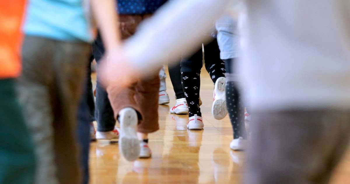 児相が小6追い返す　神戸、兵庫県警が保護 - 日本経済新聞