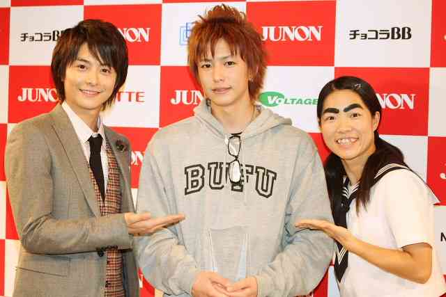 みちょぱ 夫・大倉士門とともに藤田ニコルの披露宴に参加「本当に良かったねえ」 幸せスリーショットも