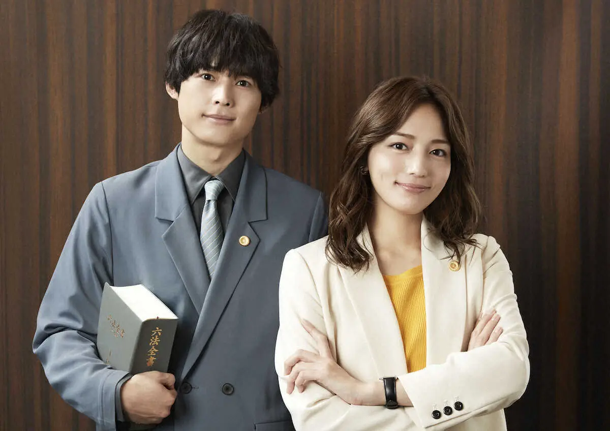 川口春奈＆松村北斗が初共演　同窓ペアで掛け合いも息ピッタリ　来年1月、日テレドラマ「アンサンブル」
