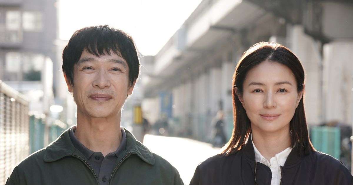 堺雅人、8年ぶり映画主演！井川遥と35年越しのラブストーリー『平場の月』2025年秋公開｜シネマトゥデイ