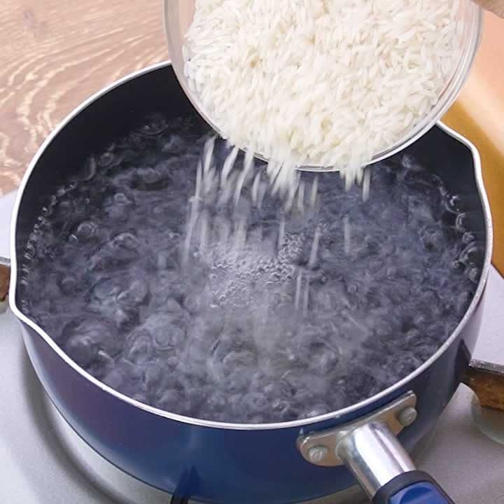 料理の基本！ タイ米の炊き方(湯取り法)のレシピ動画・作り方 | DELISH KITCHEN