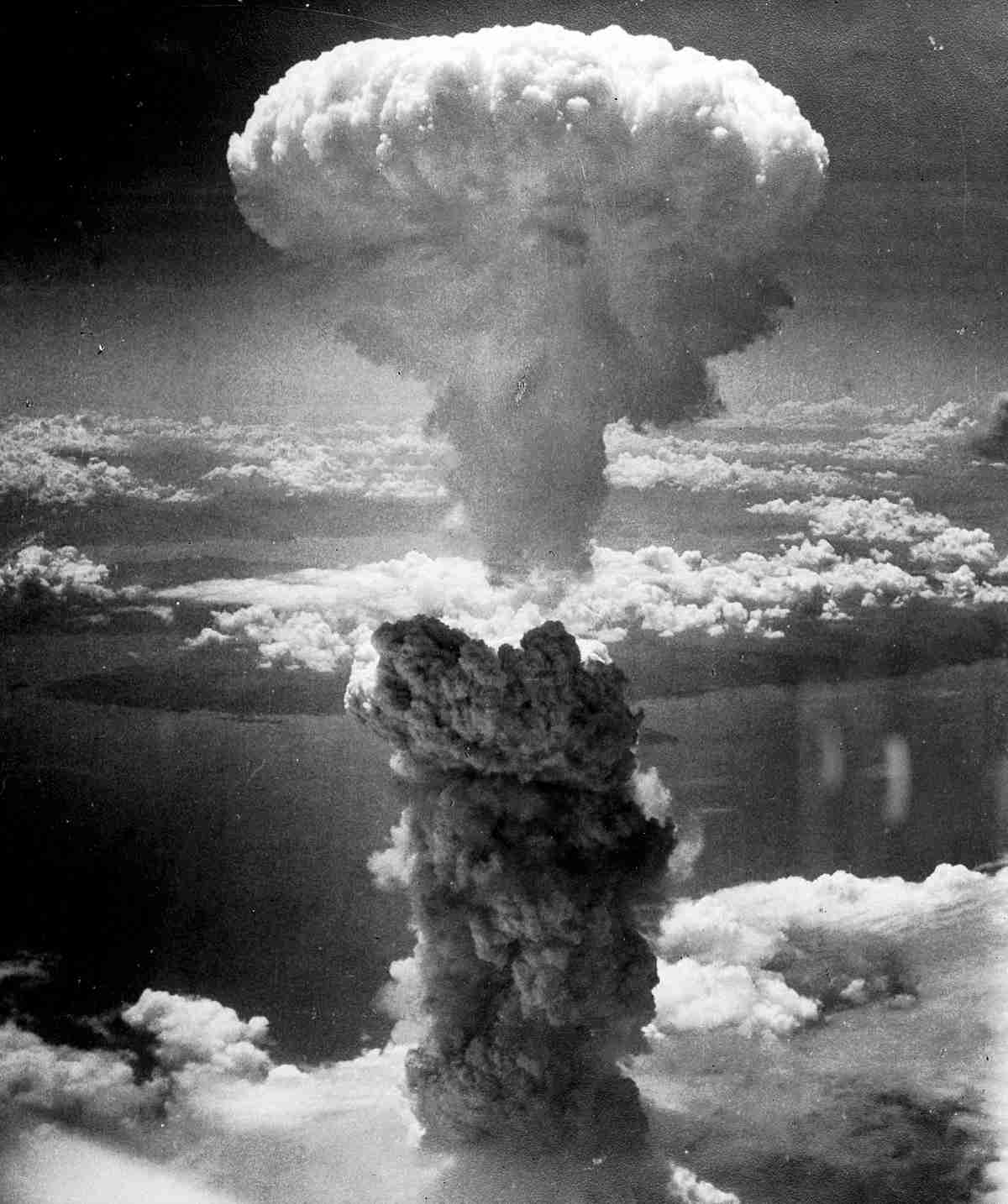 原子爆弾 - Wikipedia