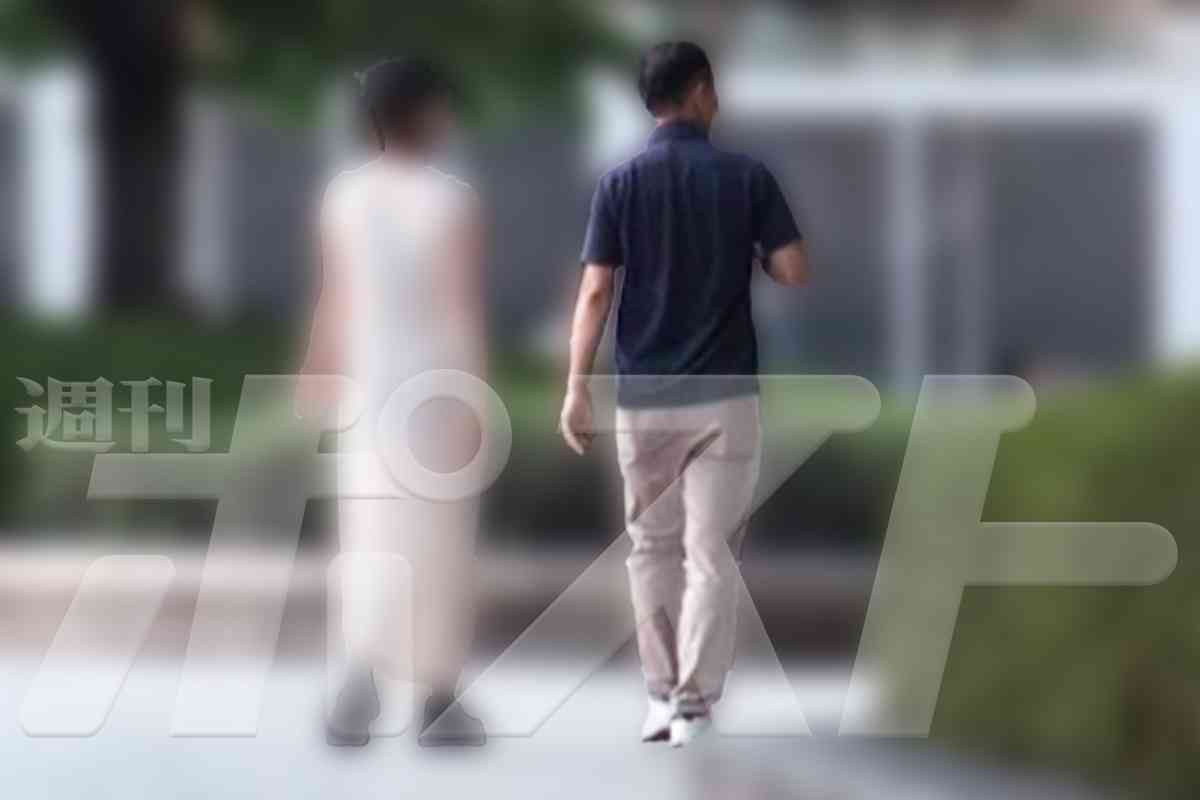 【スクープ】二階俊博・元自民党幹事長の三男・伸康氏が年下30代女性と不倫旅行　直撃に「お付き合いさせていただいている」と認める