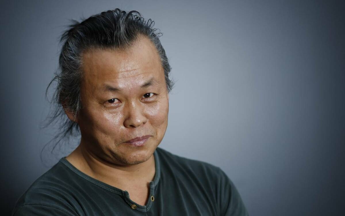 「韓国で最も嫌われた監督」キム・ギドク　母国を追われ、異国でコロナ死した“鬼才の最期” | 文春オンライン
