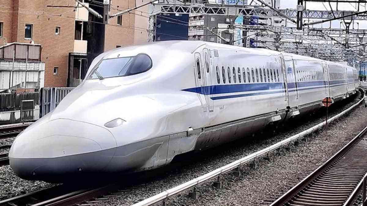 「何をしているんだ？」愛用のバイオリンを荷物棚から...　新幹線で置き引き未遂、音楽家がXで注意喚起: J-CAST ニュース