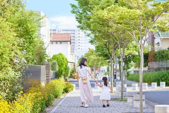 「子どもだけでの留守番は虐待!?」波紋を呼んだ埼玉県の「子ども放置禁止条例案」。子どもの安全をどう考える？ママ・パパから届いた賛否の声｜たまひよ