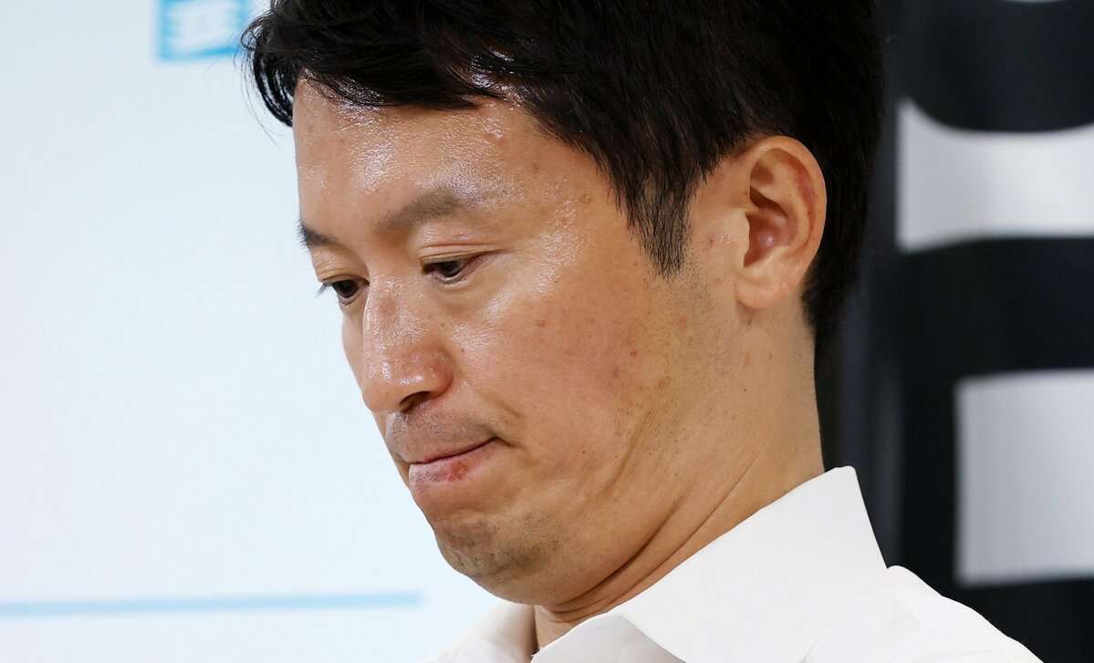 斎藤兵庫県知事のパワハラ告発の元局長死亡　「つるし上げる」と維新議員から糾弾されていた | 概要 | AERA dot. (アエラドット) 