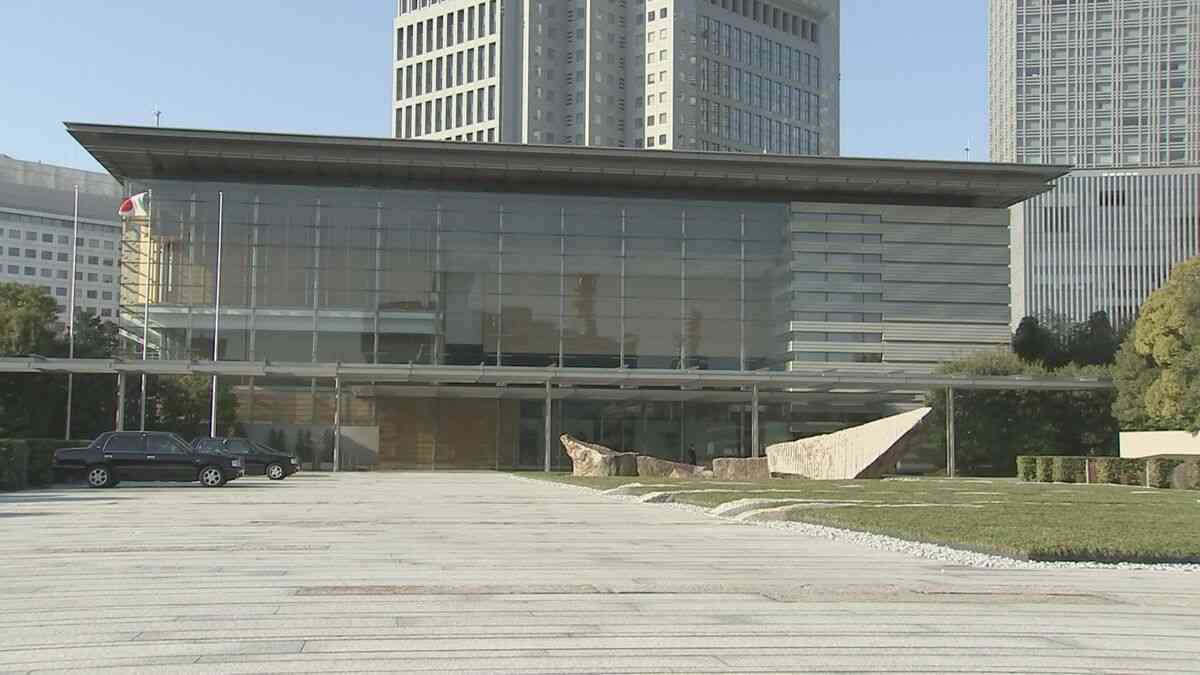 当時中学1年と2年の女子生徒に性的暴行か　総理官邸事務所に勤務する国家公務員の40歳男を不同意性交などの疑いで逮捕　神奈川県警