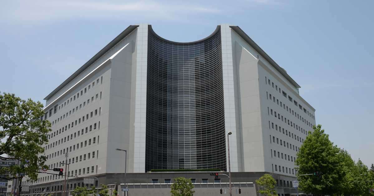 大阪旅行中の18歳韓国人がバス停で女子高生にわいせつ　容疑で逮捕、別の女性も被害か - 産経ニュース