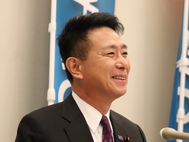 維新・前原共同代表「要返済の奨学金9.4兆円について返済免除」〝徳政令〟に言及 教育無償化の3党協議始まる（よろず～ニュース） - Yahoo!ニュース