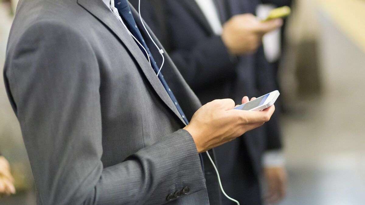 だから40代以上の未婚人口は史上最大に…昔は当たり前だった｢年収300万円台の結婚｣が成立しない本当の理由 メディアが報じない｢男性間の収入格差｣の真実 | PRESIDENT Online（プレジデントオンライン）