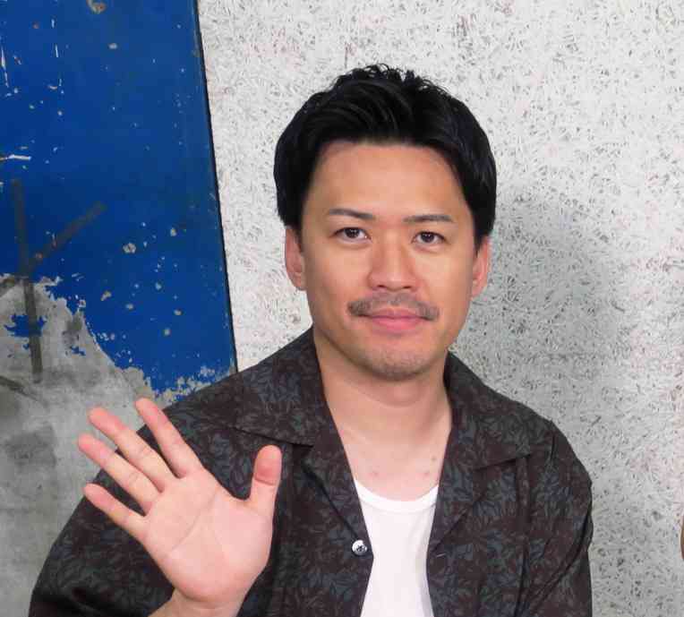 吉本のコンビ解散芸人、億万長者になっていた「爆裂お金稼いでます」アントニーが明かす