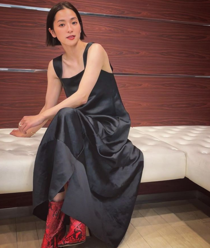 有名人のダサい私服とオシャレな私服を交互に貼るトピ Part2