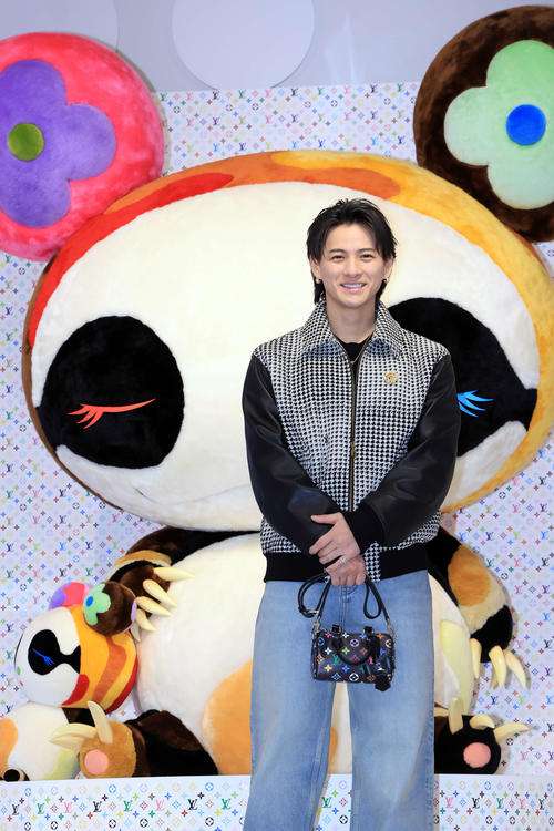 平野紫耀、総額1000万円超コーデ披露「ルイ・ヴィトンを身にまとってラーメン屋さんに」 - 芸能 : 日刊スポーツ