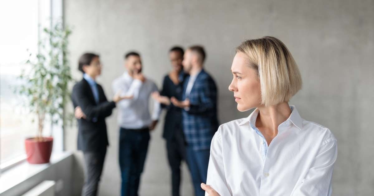 男性は「自分の価値がおびやかされる」と、女性に「否定的な態度」をとる…研究が示した「驚き事実」