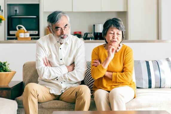こんな生活いつまで続くのか…孫の「今日のご飯なに？」に年金月19万円・76歳夫婦の笑顔が曇る切実な理由 | ゴールドオンライン