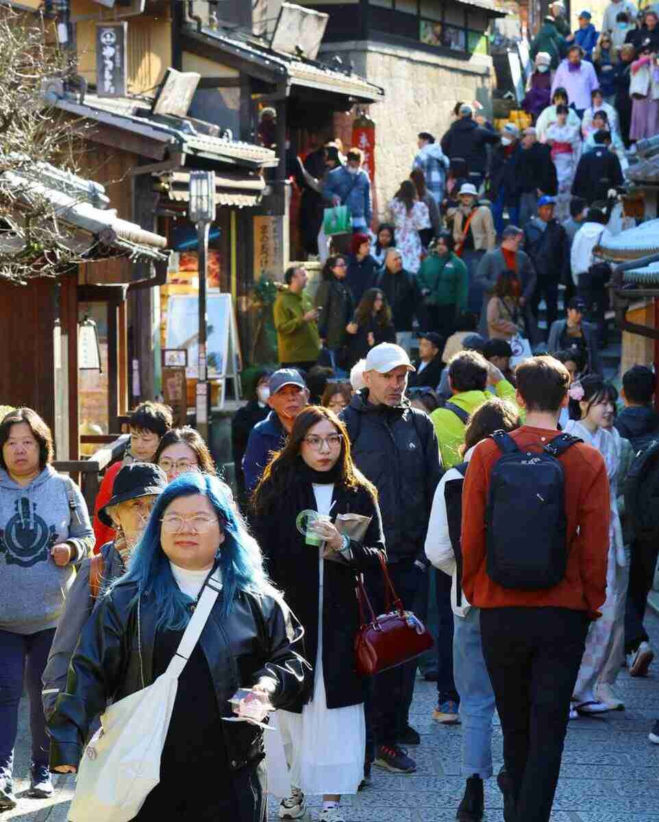大炎上〝中国人10年ビザ〟の外交悪手　観光公害、治安リスクは増大　媚中暴走「事前の根回し皆無」邦人拘束など懸案忘れるな（夕刊フジ） - Yahoo!ニュース