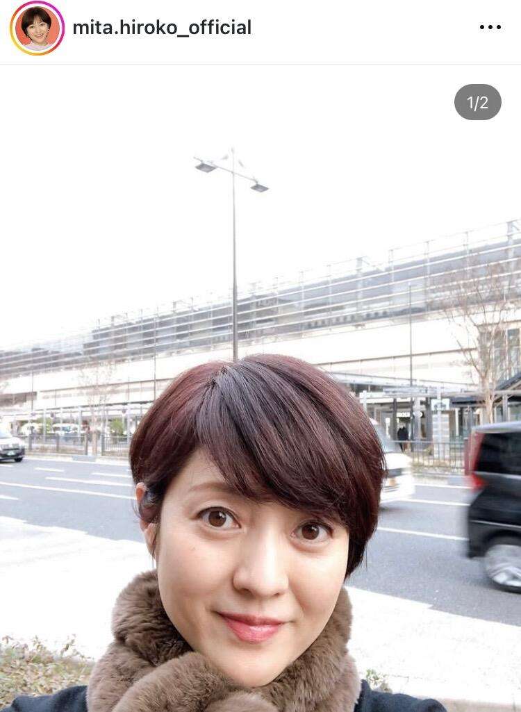 三田寛子「50代ひとり旅」ハワイを満喫　生足あらわにワイキキビーチへ「海に飛びこんで波と戯れる」: J-CAST ニュース