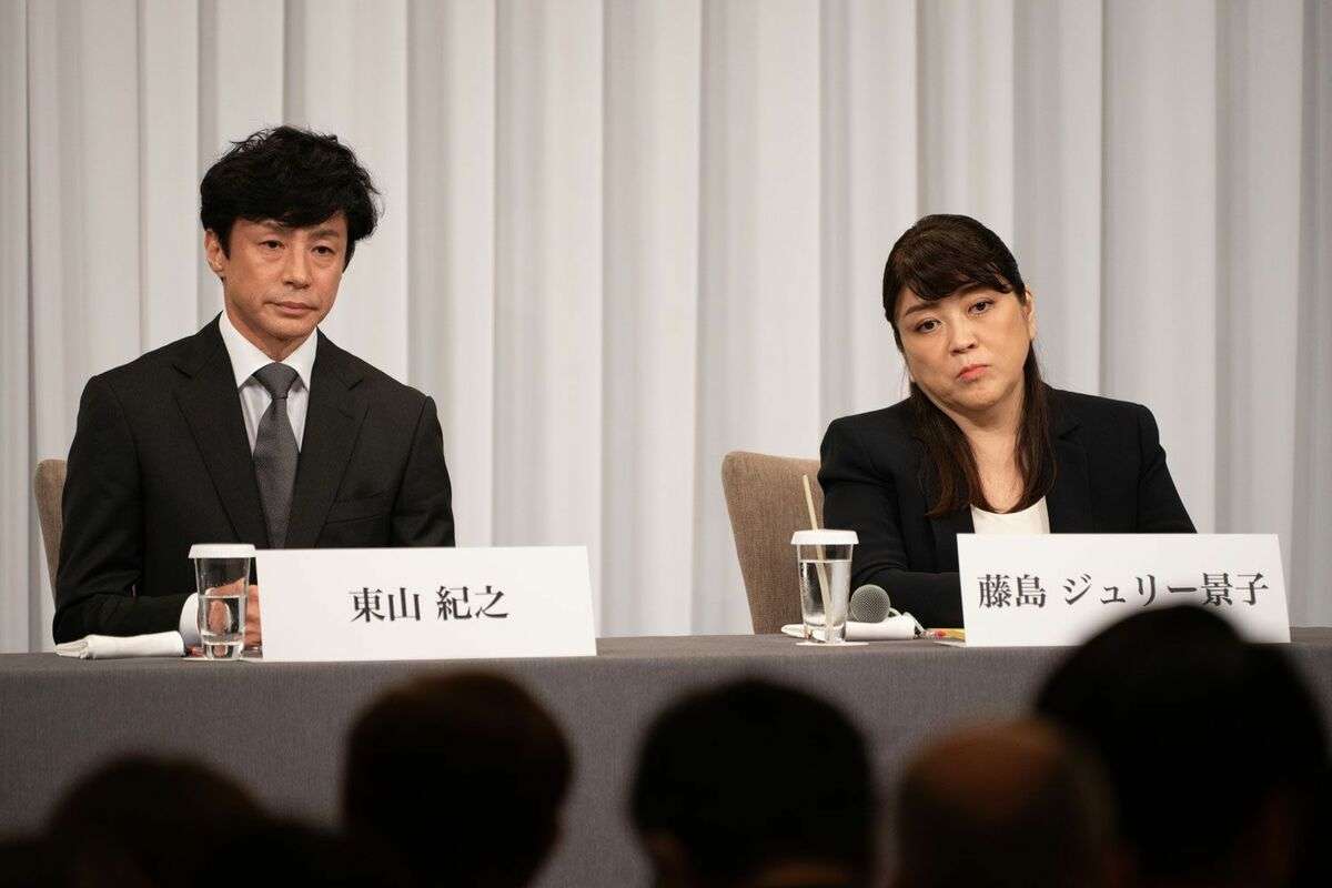 [写真]「ジャニー氏は16歳の僕にブランデー、タバコの煙を口移し」レコードデビューも果たした元ジャニーズマネジャーが実名顔出しで明かす“50回の性被害”「フランケンシュタインにジャニー氏が扮し…」 | 文春オンライン