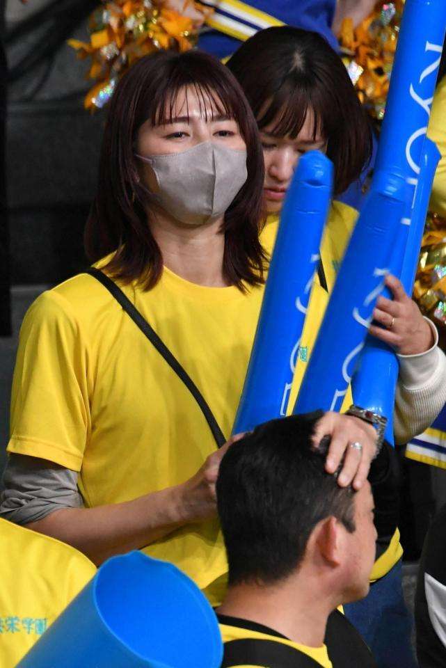 大友愛さん娘が42得点、共栄学園19大会ぶり決勝進出…最高到達点3ｍ超の大器に母もエール
