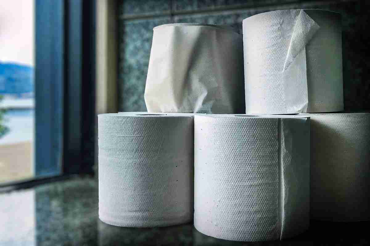 【トイレットペーパーを盗まないで】カフェでもパチンコ店でもコンビニでも…トイレ備品の“盗難被害”増加で店が悲鳴　「生理用品が一気になくなる」「ハンドソープが丸ごと」、物価高も影響か