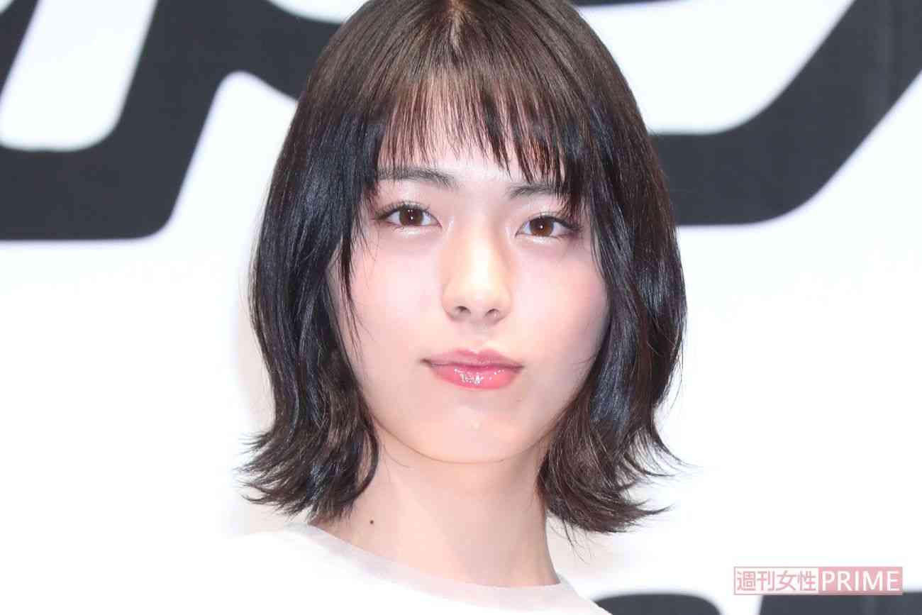 井手上漠「菅田将暉かと思った」ジェンダーレスモデルの近影にネット衝撃、橋本環奈の直属後輩 | 週刊女性PRIME