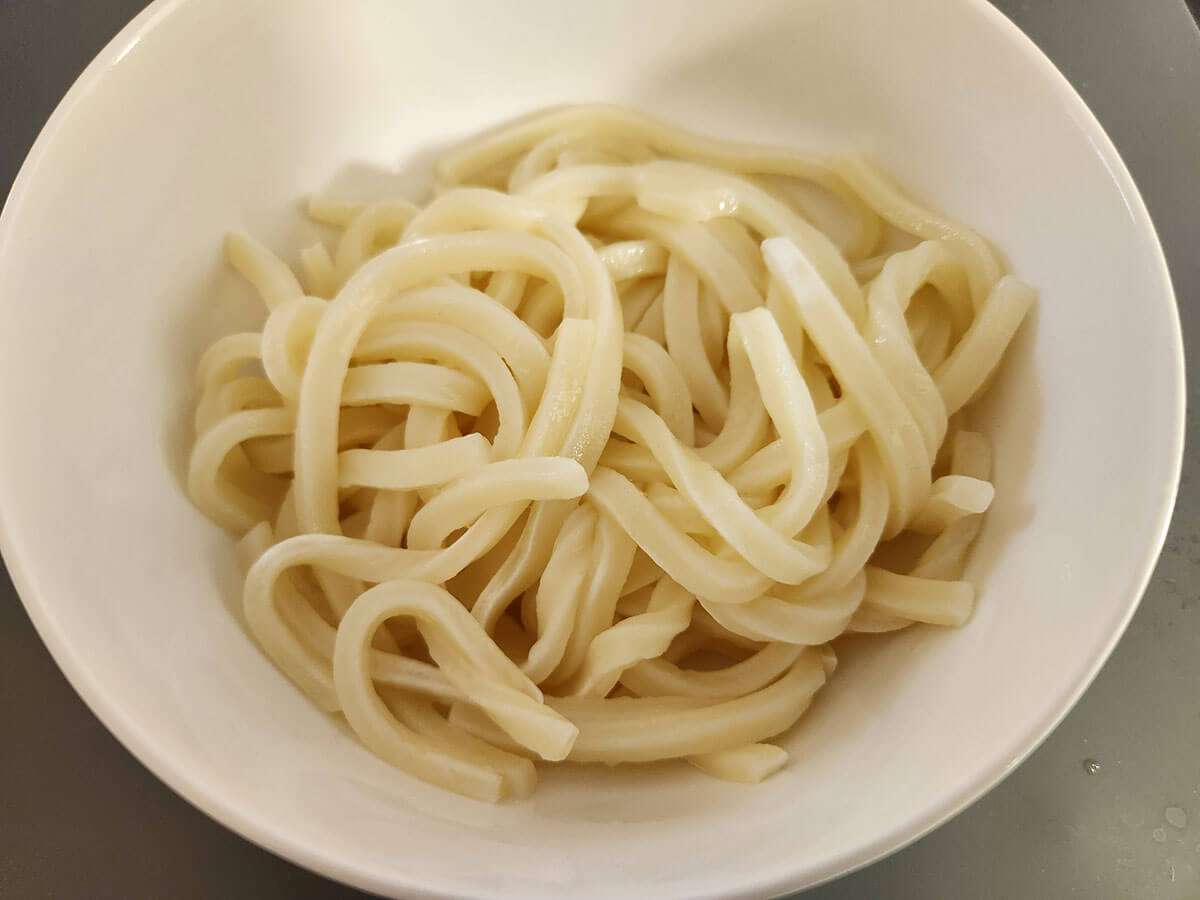 香川県ではついに「人」もうどんに…？　“うどん入浴剤”を発売した道の駅の挑戦 | デイリー新潮