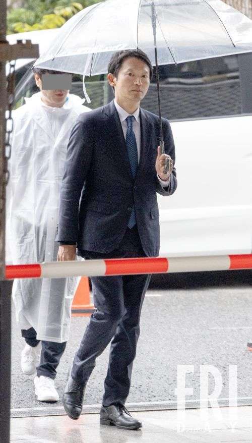 斎藤元彦知事を旧統一教会が支援！？”彼は正しい”信者有志が送ったエールの意味を鈴木エイト氏が解説（FRIDAY） - Yahoo!ニュース