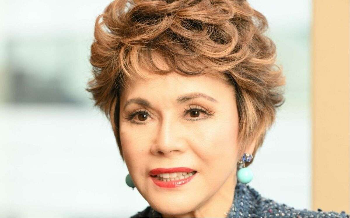 〈刑事告訴〉デヴィ夫人に「週刊文春」と団体理事が徹底反論　「1700万円持ち逃げトラブル」証拠文書も公開　理事は「大変驚き、恐ろしく感じている」 | 文春オンライン