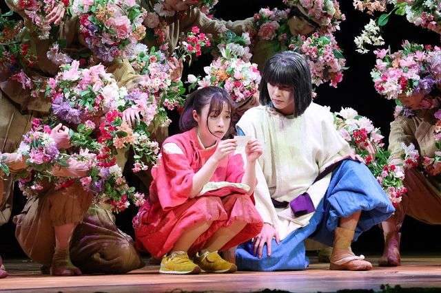 橋本環奈＆福地桃子、舞台『千と千尋の神隠し』中国・上海公演で主演を続投　意気込み明かす（日テレNEWS NNN） - Yahoo!ニュース