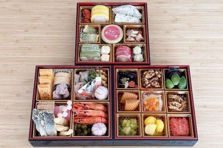 やや貧乏な中年夫婦｢半月遅れのおせち｣の