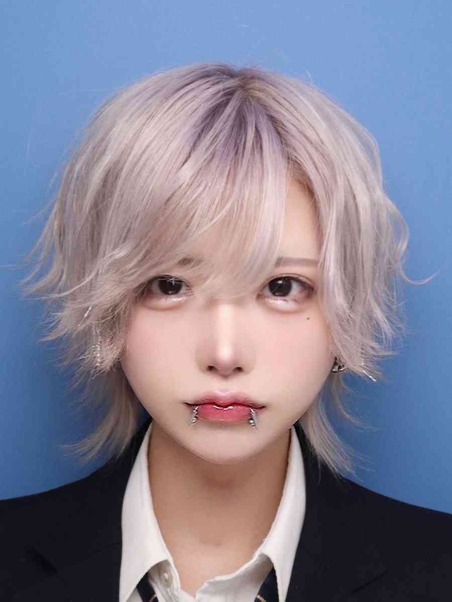 「原型がないッ！」現役アイドル・学生時代の写真にSNS騒然「アイドルやればね、これがこうですよ」と披露