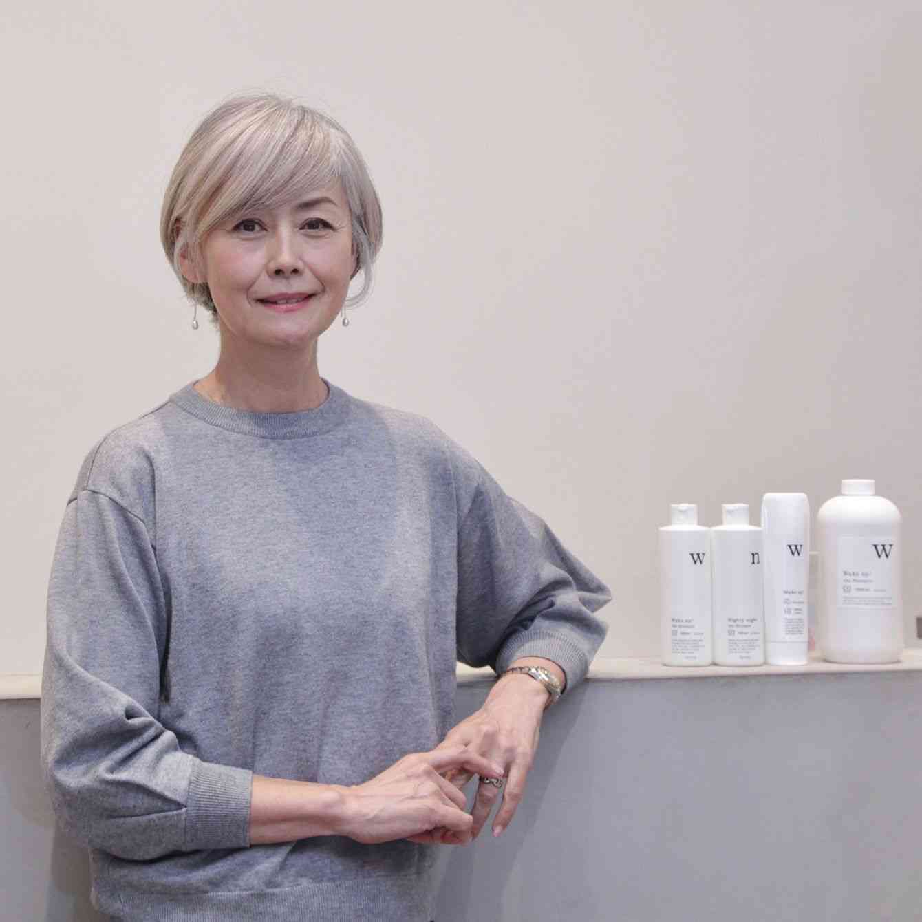 グレイヘア移行中の人
