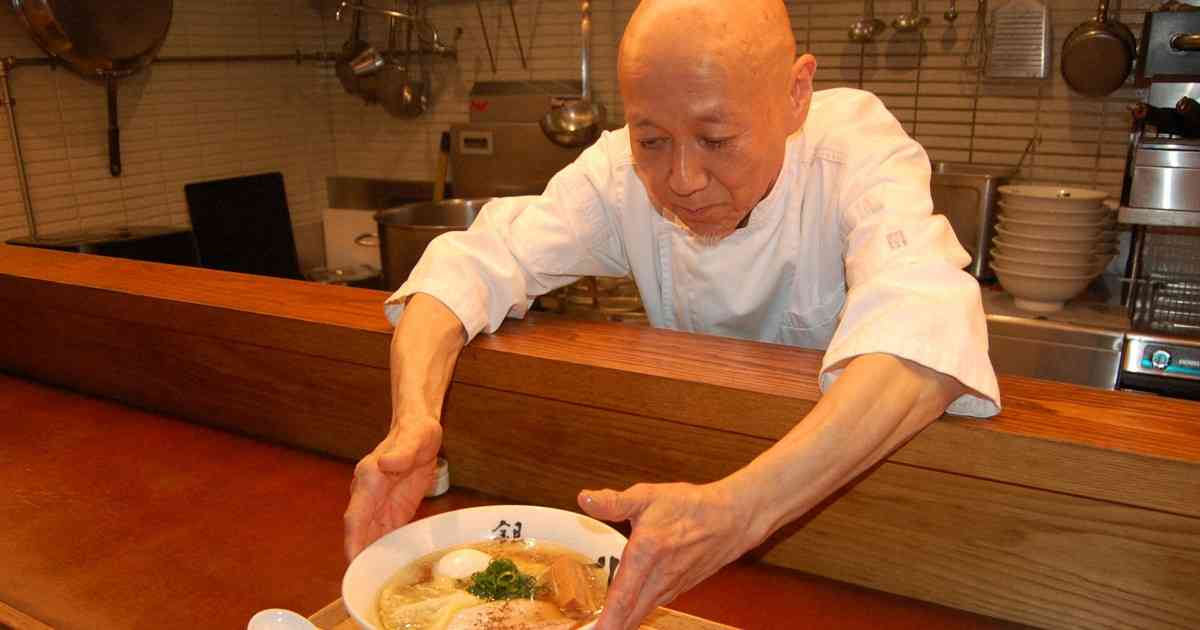ラーメン店入店に500円　値上げせず行列解消　「パス」導入の動き | 毎日新聞