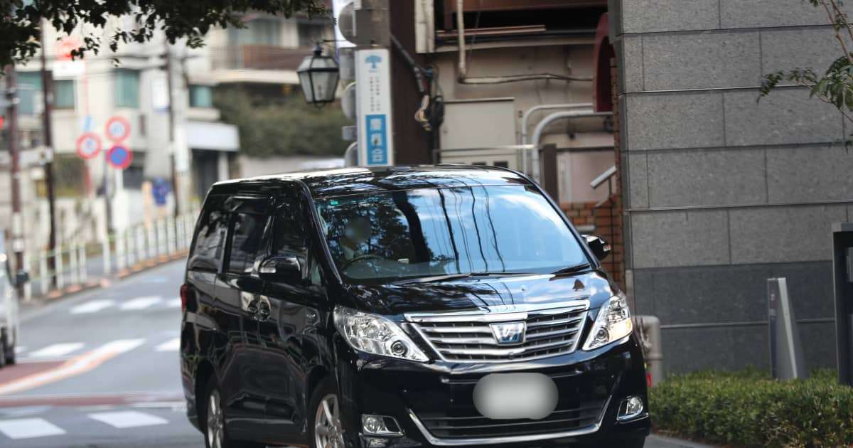 2年間で約200万値上がり、新規購入に制限が……「アルファード」が高級品となったワケ | FRIDAYデジタル