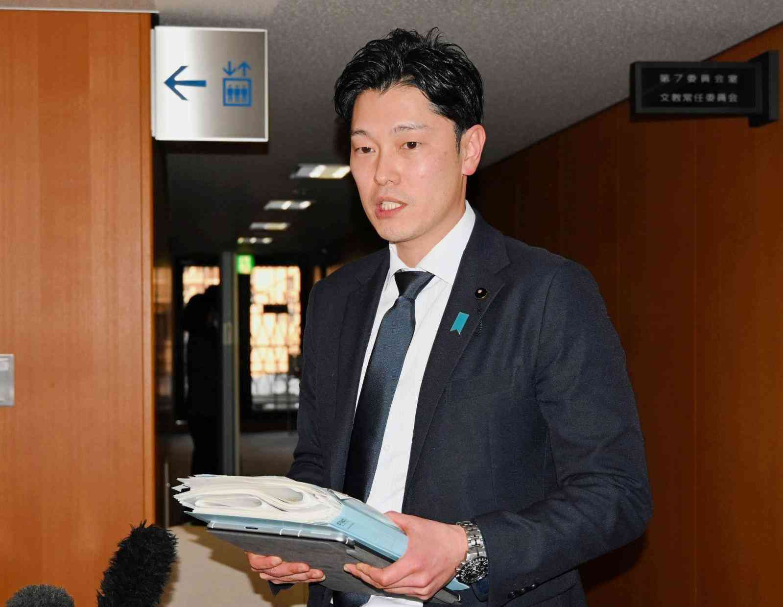 兵庫県議会百条委の奥谷委員長、県警に被害届へ　「知事失職の黒幕」文書や秘密会の音声データが拡散（神戸新聞NEXT） - Yahoo!ニュース
