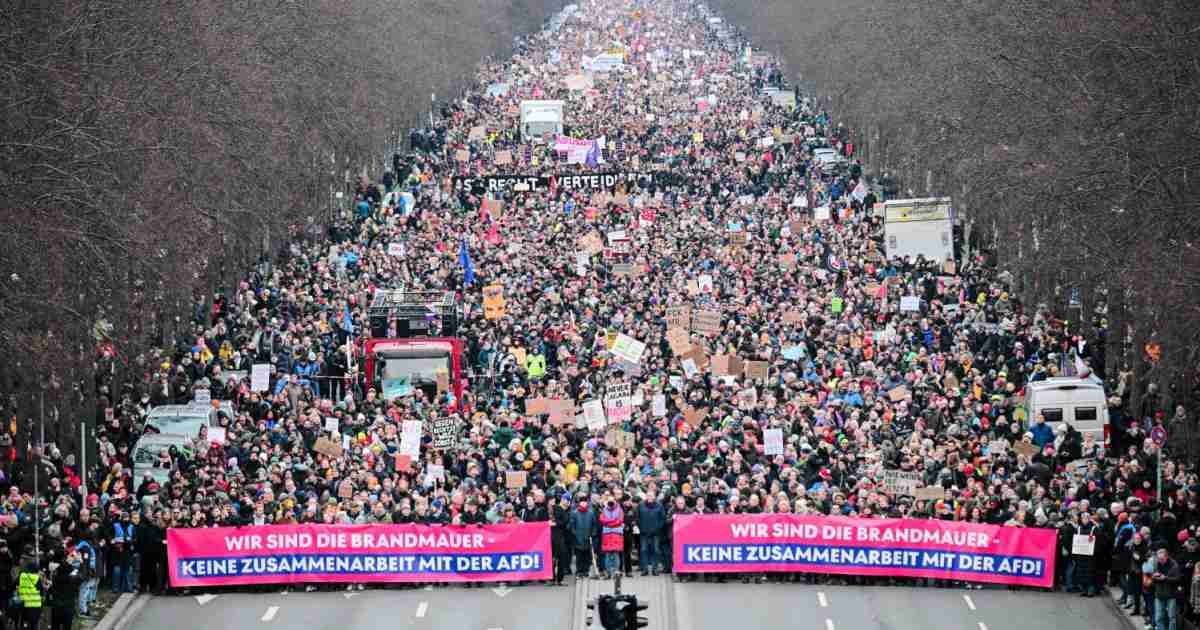  日本のメディアが報じない「ドイツのいま」がヤバすぎる…「難民問題」「極右打倒」で大混乱の「異常事態」に！