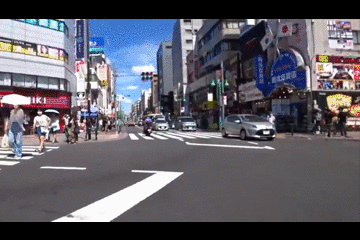 女性はクルマの運転が苦手なのか　自己評価で男性を大きく上回る