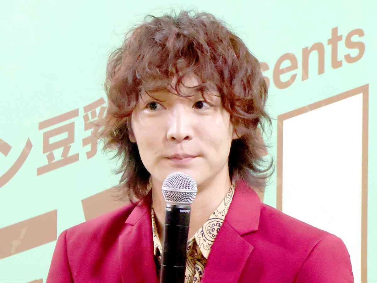 すがちゃん最高Ｎｏ．１、幼少期は父のナンパ手伝い…相方にも暴言の破天荒キャラ - スポーツ報知