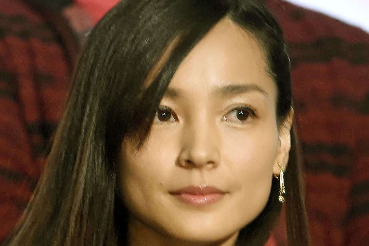 【独自】国仲涼子　3月末で所属事務所を退所、4月から夫・向井理の個人事務所に合流し“二人三脚” | Smart FLASH/スマフラ[光文社週刊誌]