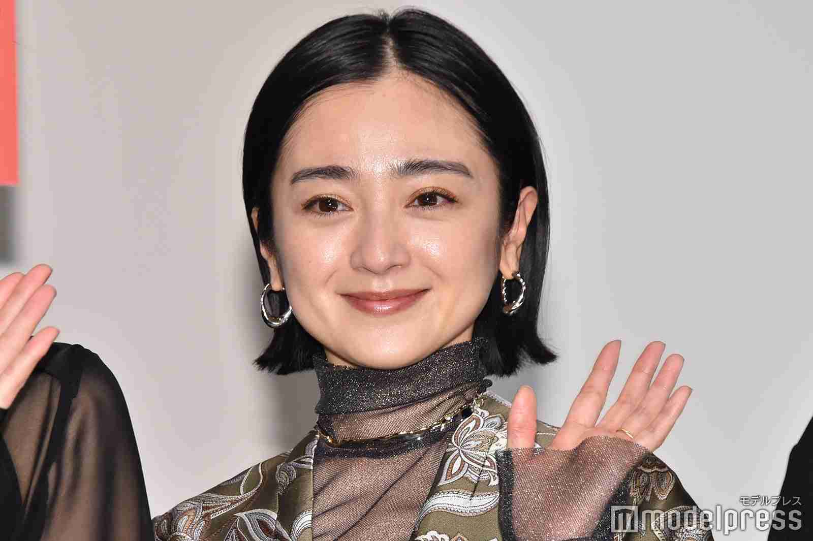 安達祐実、娘の高校卒業報告で写真公開「口元そっくり」「笑顔が可愛すぎる」と反響続々 - モデルプレス