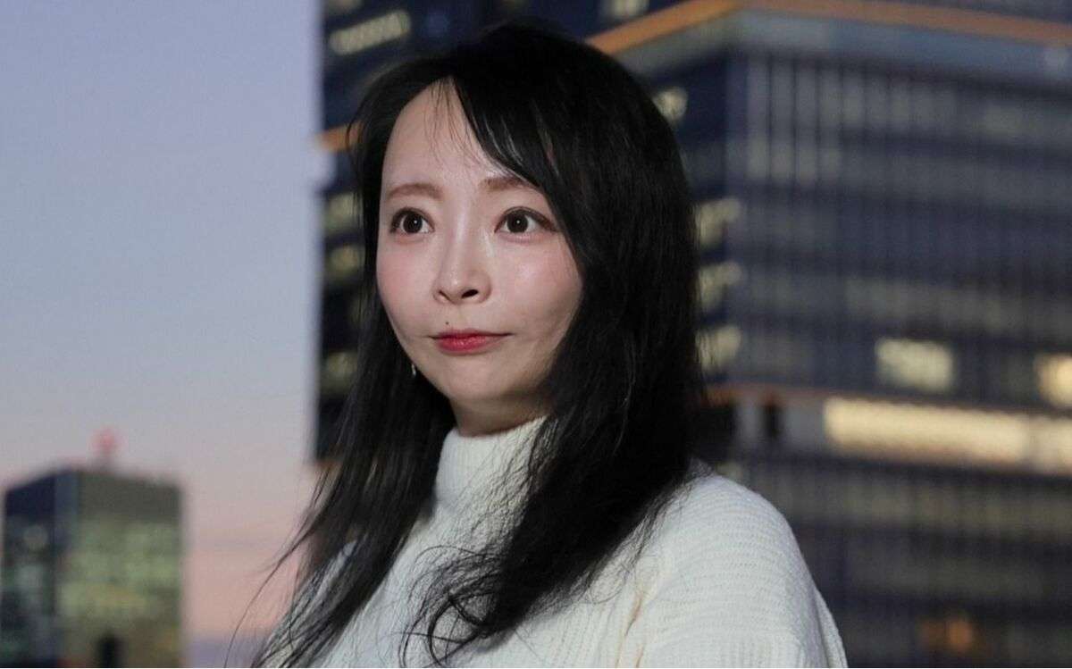 「性行為が仕事の取引条件になっている」スタートアップ業界で性暴力やセクハラが横行…被害者女性が語る、実名顔出しで“被害の実態”を告発したワケ | 文春オンライン
