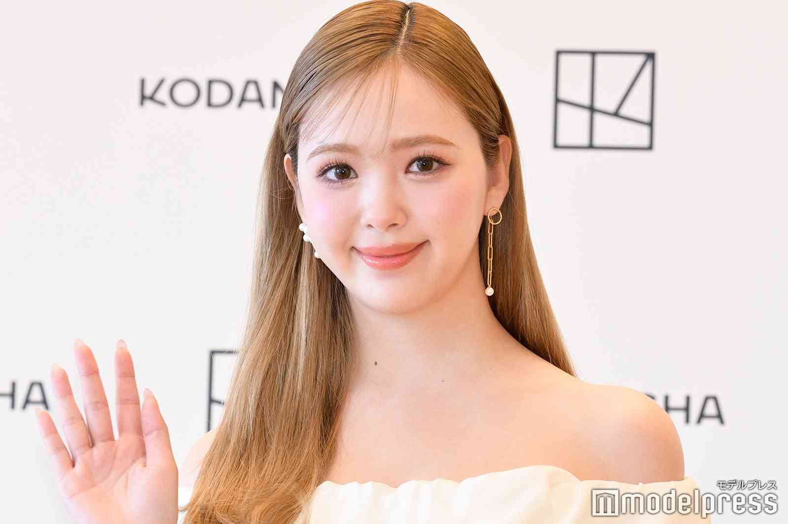 藤田ニコル、美容本のSNS転載・複製行為に注意喚起「こちらは身を削ってインタビュー20時間して…」 - モデルプレス